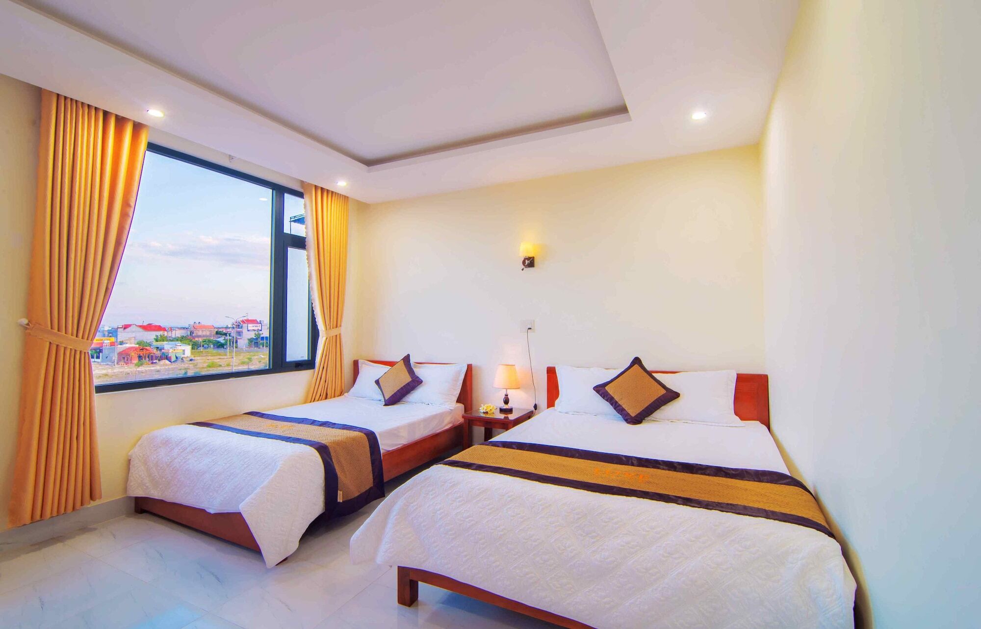 Luxe Hotel Ngu Hanh Son 外观 照片